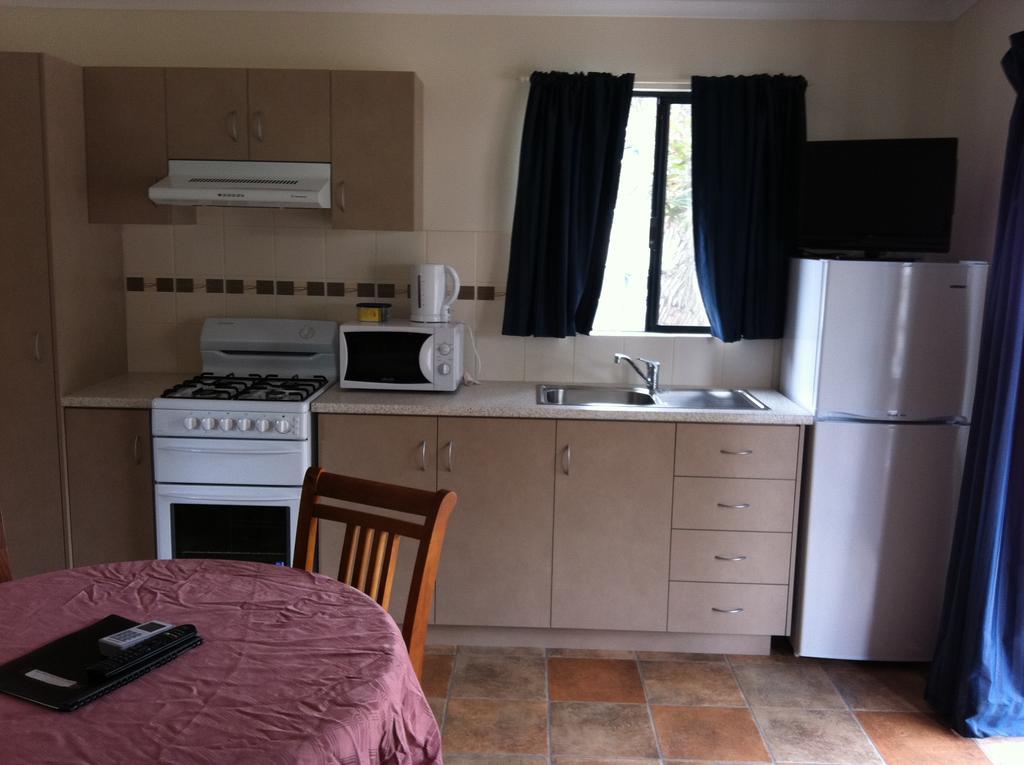 Pinjarra Caravan Park And Cabins 객실 사진