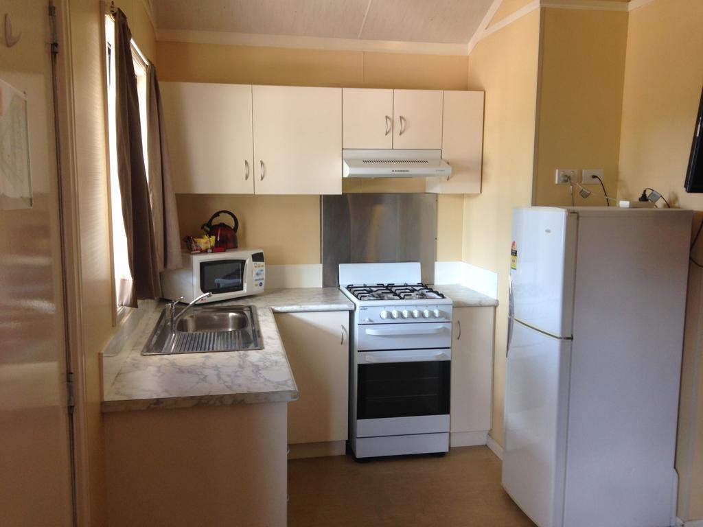 Pinjarra Caravan Park And Cabins 객실 사진