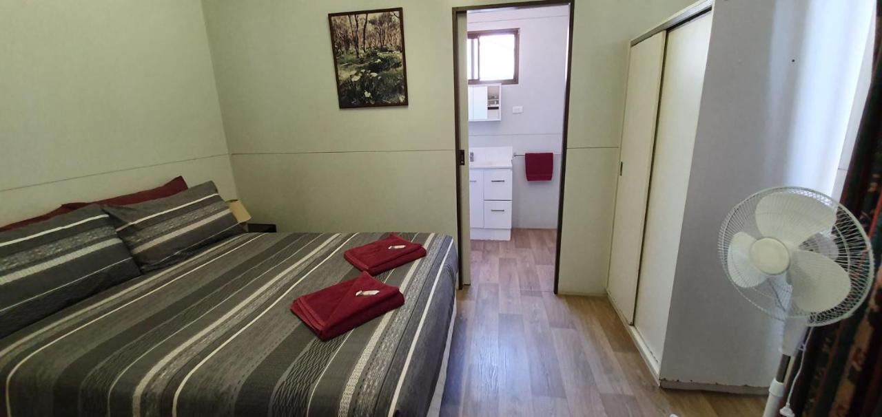 Pinjarra Caravan Park And Cabins 외부 사진