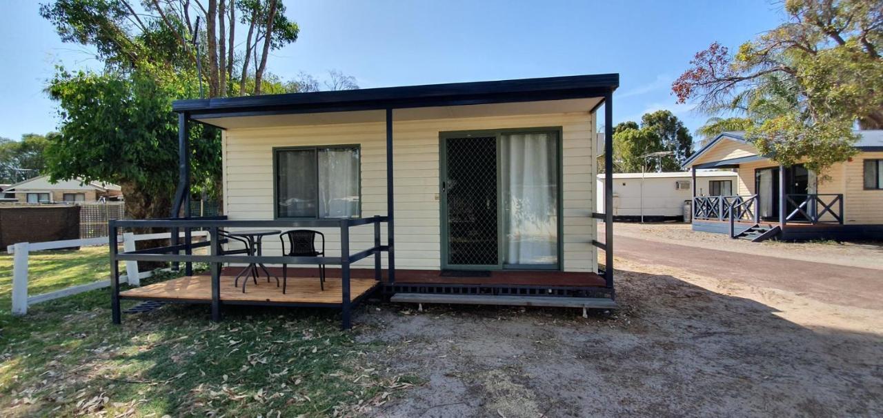 Pinjarra Caravan Park And Cabins 외부 사진