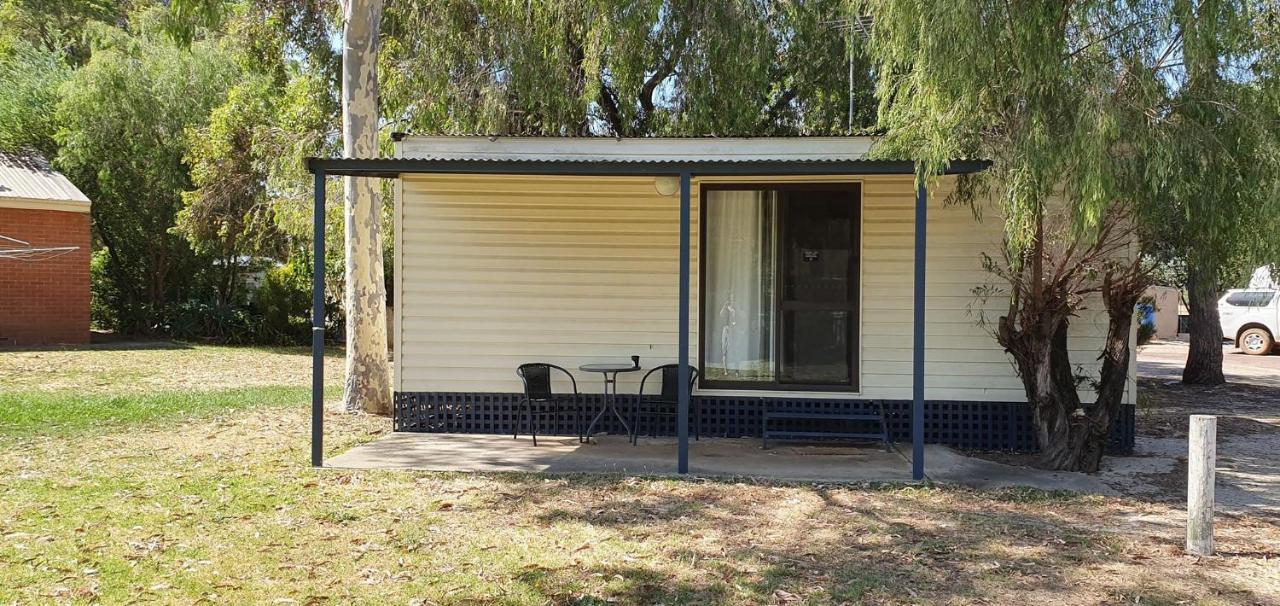 Pinjarra Caravan Park And Cabins 외부 사진